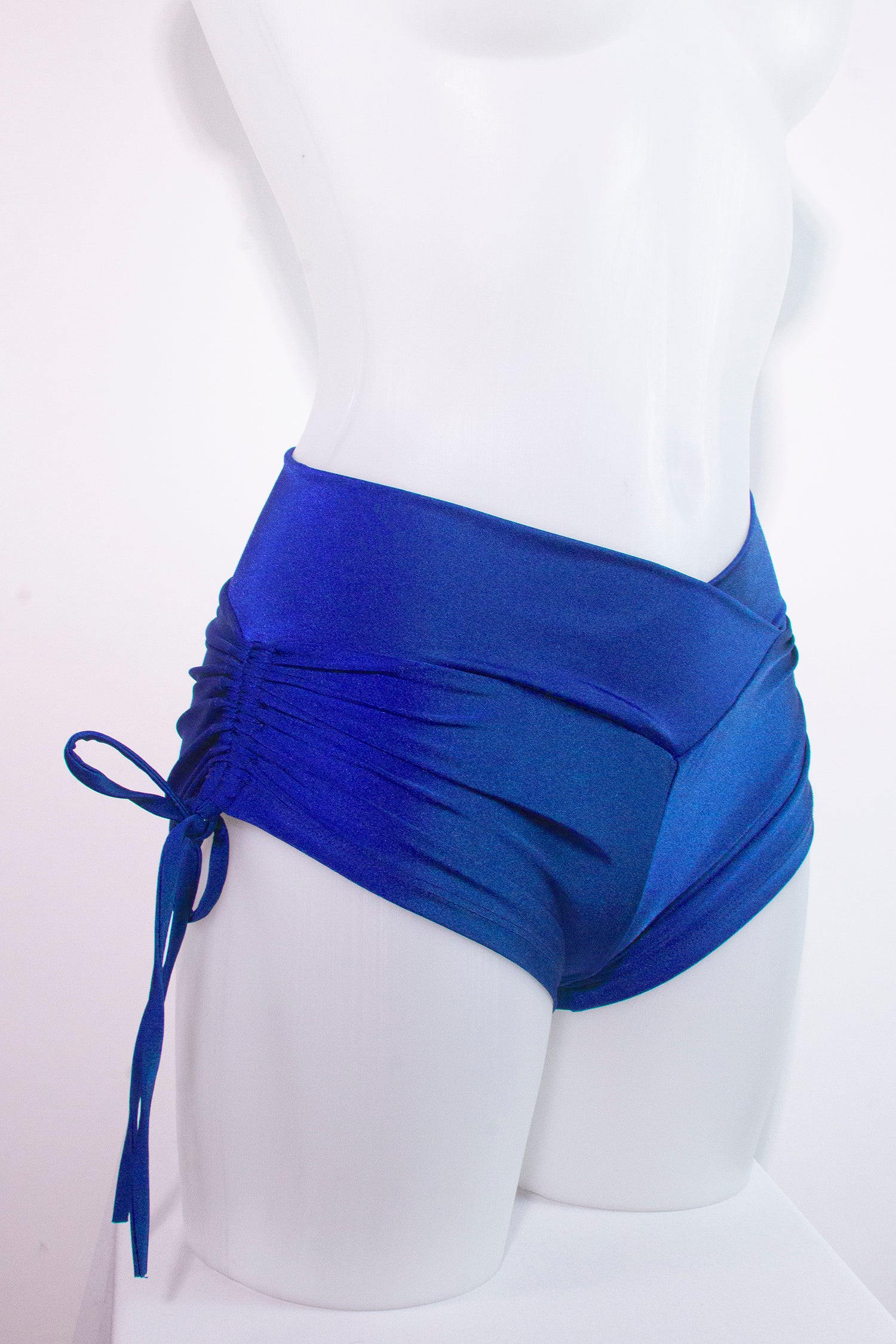 Drawstring side Shorts Scrunch Back / SHORTS V / ROYAL