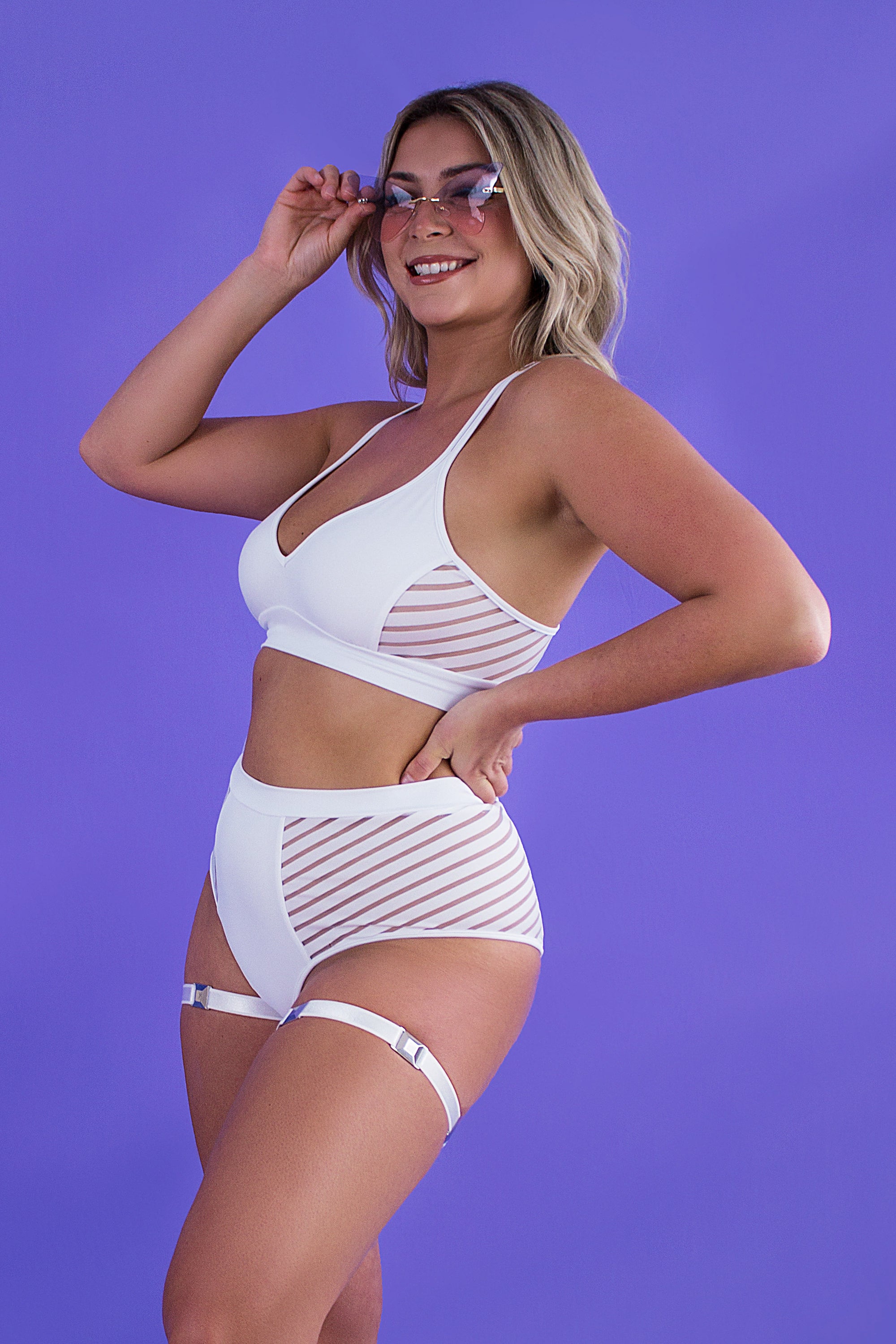 Sport Bra Stripe panel Crop Top / TOP STRIPE / WHITE - EXES LINGERIE